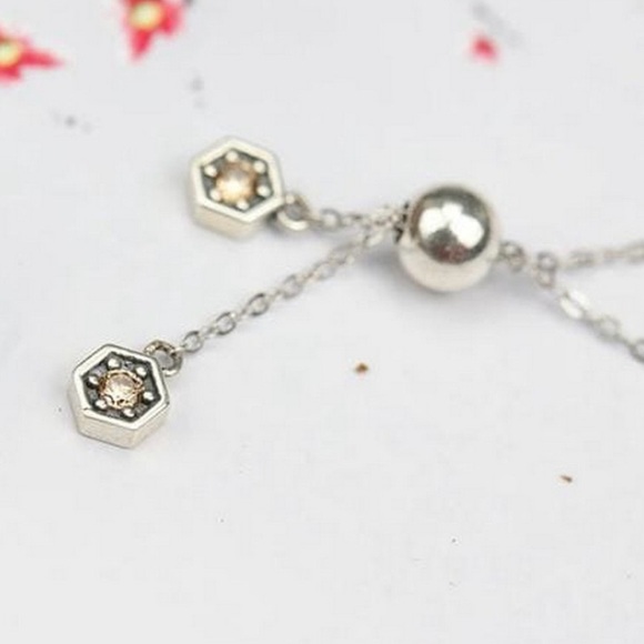 “Amber Abdomen Queen Bee” Faceted Tomenta Bumblebee Honeybee Honeycomb Bracelet - Picture 13 of 13